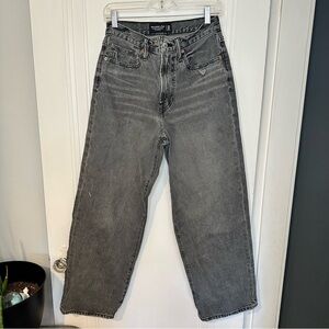 Abercrombie & Fitch Ultra Baggy Jeans 28x30